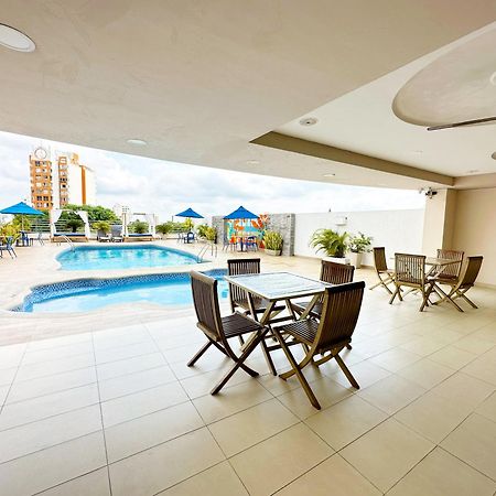 Howard Johnson By Wyndham Barranquilla Versalles Hotel Exterior photo